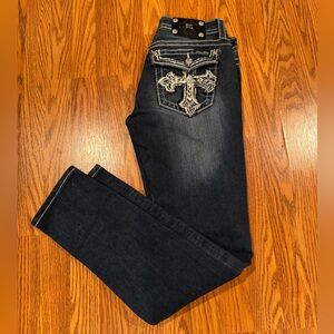 Women’s Miss Me jeans signature skinny